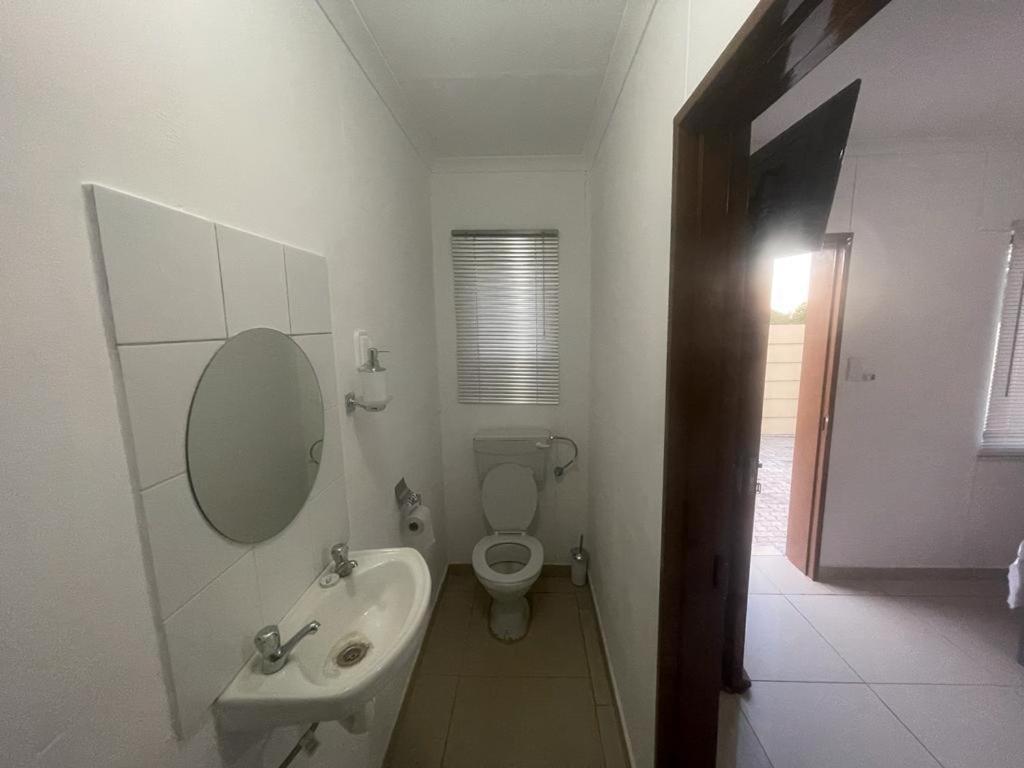 Sabrina Guesthouse Tsumeb Exterior photo